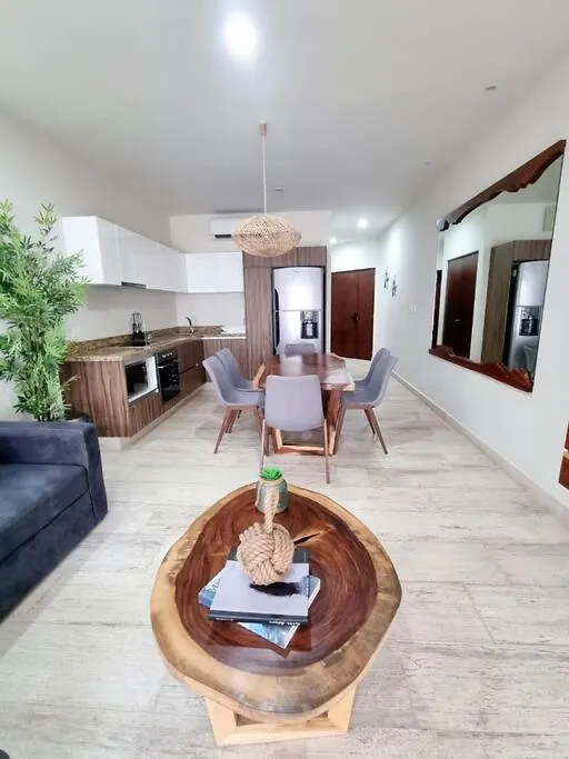 Gorgeus Condo 1 Block 5Ta - Beach 5 Min. Walking Playa del Carmen Apartamento